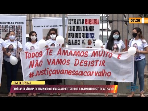 FamiÌlias de viÌtimas de feminiciÌdios protestam por julgamento justo de acusados 30 09 2021