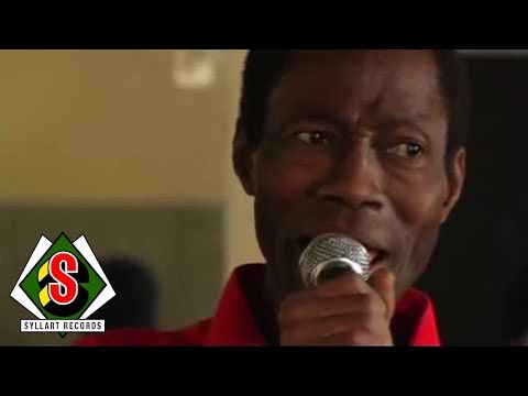 Africando -  Mario (feat. Madilu) [Clip officiel]