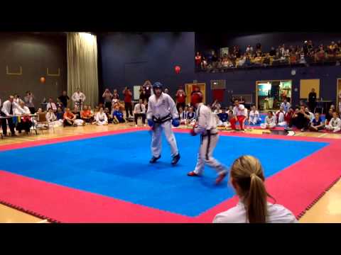 Maxime Bujold VS Julio Carlos