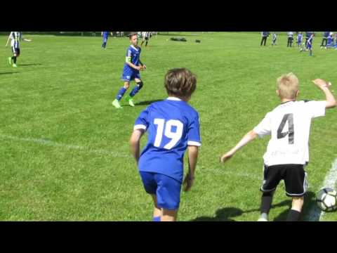 2017-06-06. Nationaldagsyran match 3. IFK Aspudden Tellus P07 Röd - FC Boo P07