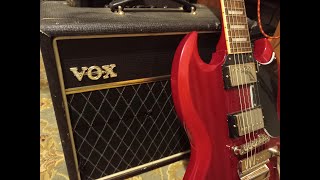 Video thumbnail for Cheap obscure Amps that dont suck? - VOX Pathfinder V9158 by Steve Groves