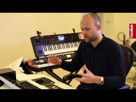 In The Studio With Noisia – part 3 (Nik Roos) (Перевод "FM RUS")