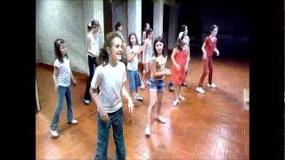 preview picture of video 'Démo flash mob atelier danse pomper.wmv'