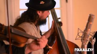 Folk Alley Sessions: The Howlin' Brothers - "Louisiana"