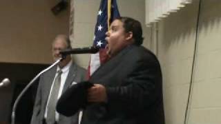 Neal E. Boyd sings &#39;God Bless America&#39; at Ike Skelton campaign stop