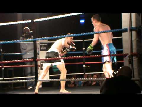 Sam Pope first k1 fight Round 3.mpg