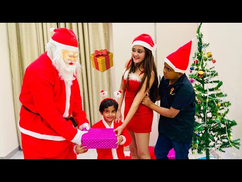🎅 OMG! Real Santa Claus Came Into our New House on Christmas 🎄Bindass Kavya XMAS Celebration 2024