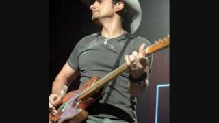 Brad Paisley - It Never Woulda Worked Out Anyways