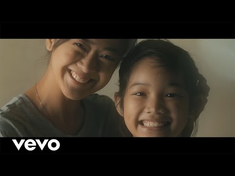 Video thumbnail for Sampaguita