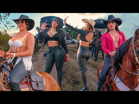 Las Mujeres Más Hermosas del Mundo Estan Aquí 🇨🇴 COLOMBIA 😍 CABALGATA Candelaria - Valle 2025 🐴