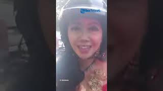 Momen Poppy Sovia hingga Asri Welas Motoran dan Bagi Takjil Pakai Kebaya, Sambut Hari Kartini