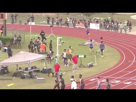 Boys 4x400m Heat 1 - St. Cloud Track and Field Invitational 2018