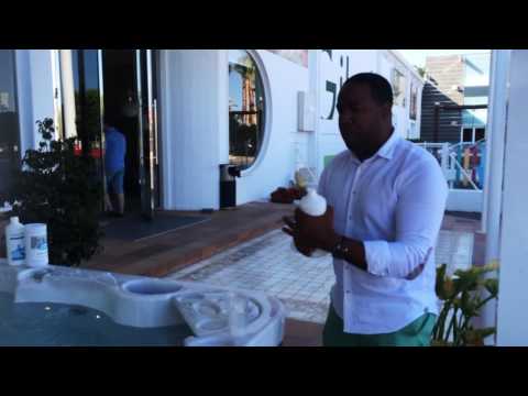 Mantenimiento semanal del jacuzzi