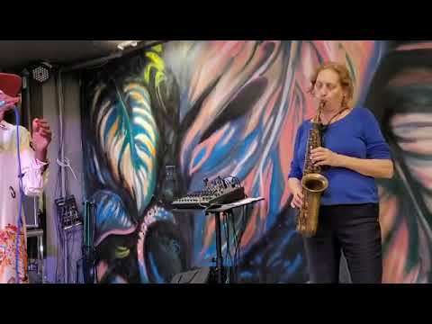 Promotional video thumbnail 9 for Hana Dolgin