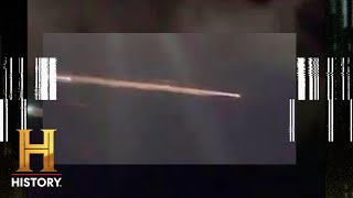 TWIN UFOS TEAR OPEN THE AUSTRALIAN SKY | The Proof Is Out There (Season 2) | History