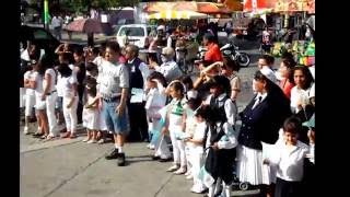 preview picture of video 'Virgen de Zapopan visita parroquia San Martín Obispo 2011'
