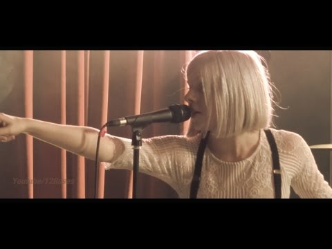 Aurora (live) "Running With The Wolves " @Berlin Sep 25, 2015