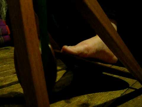 Ettrick Windwheel treadling motion