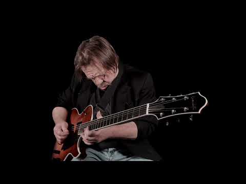 Clint Strong Bubbles in My Beer