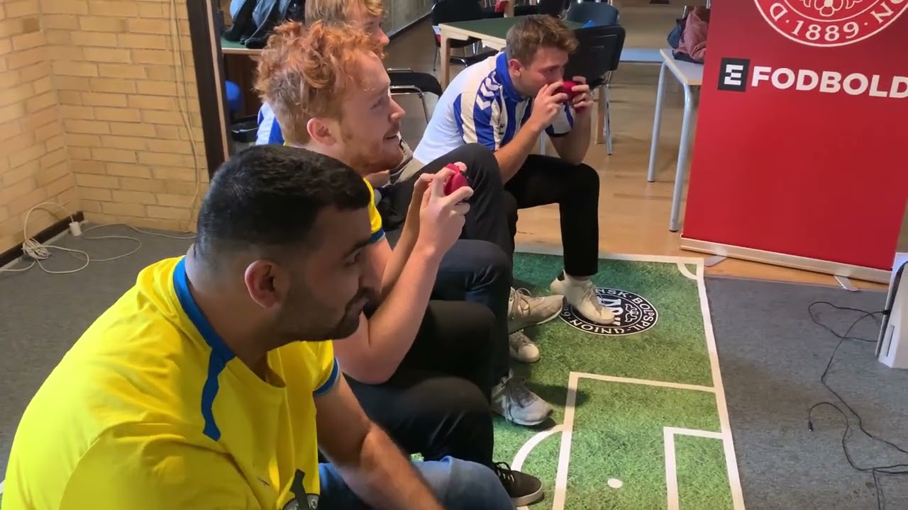Læs nyheden "eFodbold-sæsonen skudt godt i gang: Tilmeld jeres hold nu" eFodbold-sæsonen skudt godt i gang: Tilmeld jeres hold nu