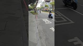 Re: [閒聊] 藍線1區 從APP跟電子站牌憑空消失?