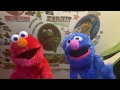 Elmo And Grover Sing Red And Blue