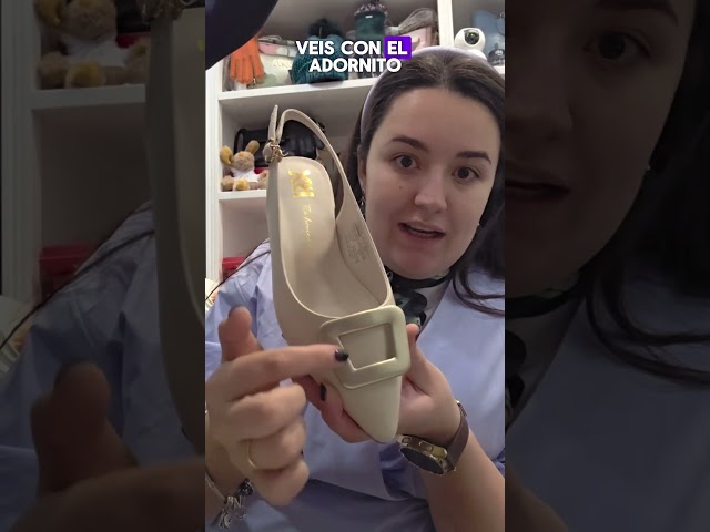 Vídeo relacionado con XTI - Bailarinas Mujer Oro - Calzado Cómodo y Versátil - Moda Casual - Modelo 14511503 (Talla 38)