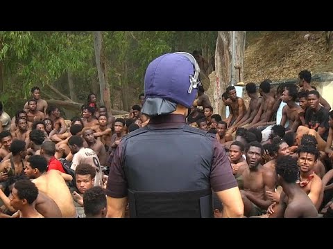 Migranten stürmen spanische Nordafrika-Exklave Ceuta