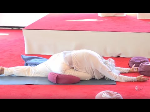 Yin Yogastunde mit Jana - Live 16:15 15.04.2020