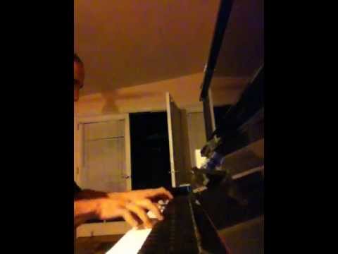 Cameron Graves practicing again