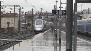 preview picture of video 'SNCF - TGV au départ de Marseille St Charles'