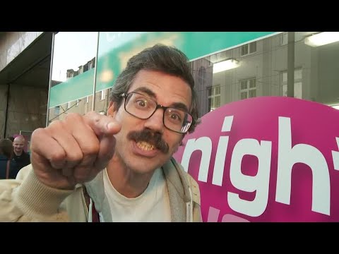 Who cares about me? - David Deery im Interview - Nightwash live