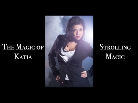 Los Angeles Magician Zany Zoe Strolling Magic Katia