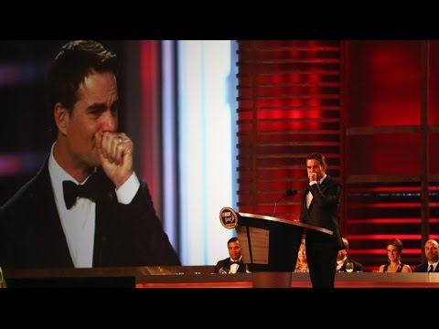 Cruise surprises Gordon before final speech