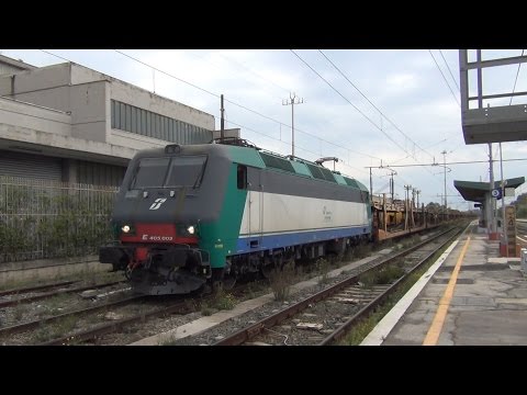 E405.002 sul MRV 57621 Civitavecchia - Maddaloni Marcianise, in partenza da Pomezia