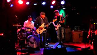 MonkeyJunk - Let Her Down - CanHo 10 27 11