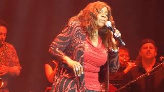 08.  All the man that i need - Gloria Gaynor [LIVE IN ARGENTINA 10-09-2014]