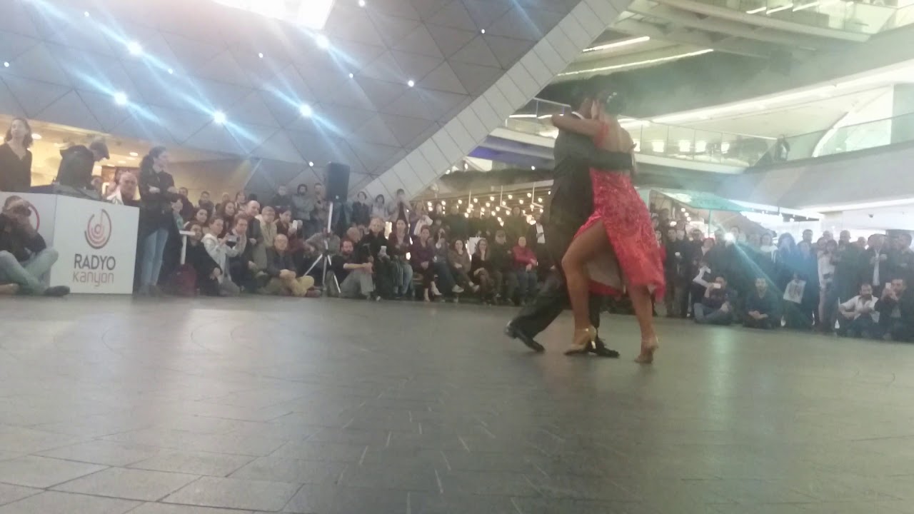 Tanya Gutierrez & Sebastian Avendaño. No Me Extrana/Pedro Laurenz. 21. Kanyon Milongası