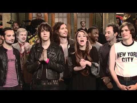 SNL End Credits with The Strokes & Miley from 2011
