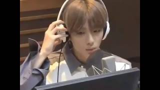 190626 hyunjin whistling to grow up at mbc radio