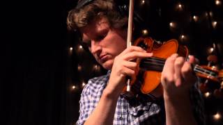 Julia Holter - This Is A True Heart (Live on KEXP)