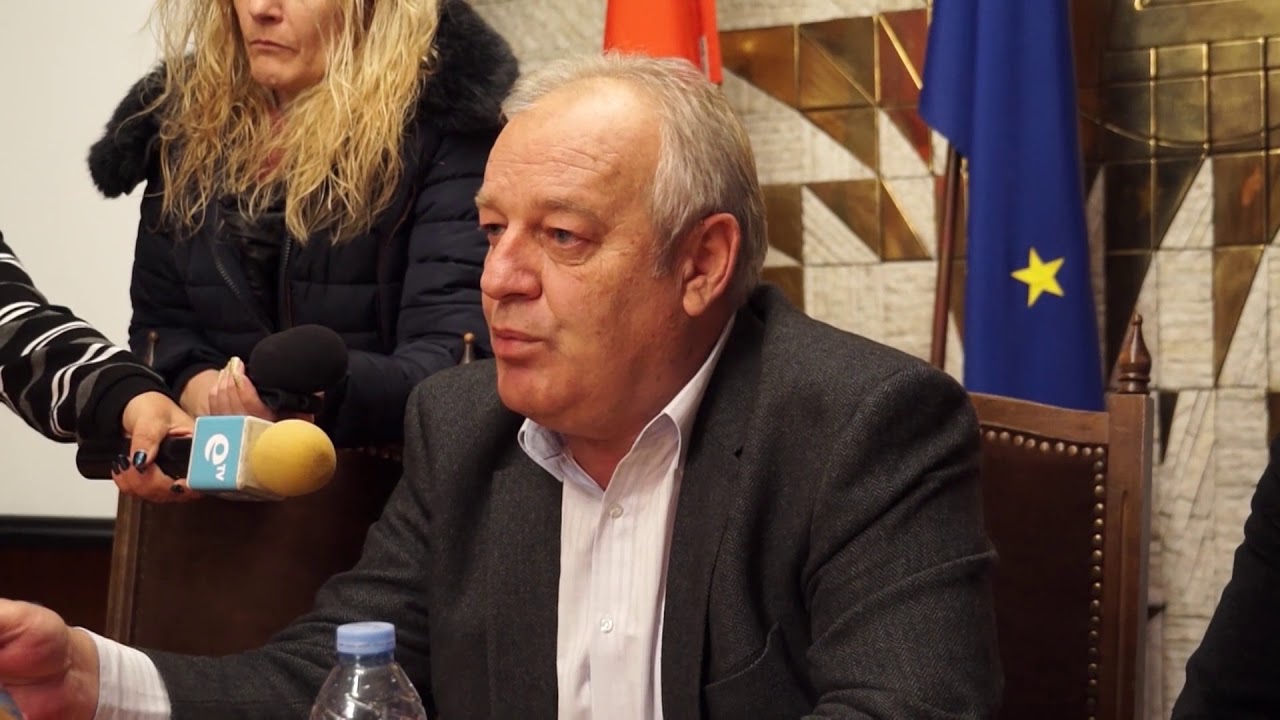Родители към Мелемов: "От къде на къде - парцалче с малко биле продавате на дете за 40 стотинки!" 