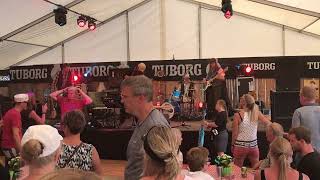 John Mogensen Show Band - Nede i møjet