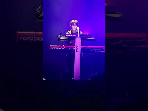180304 EVERY DAY6 FINALE CONCERT 쏟아진다 (원필)
