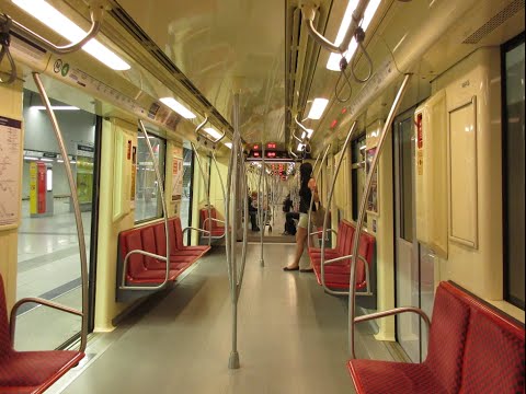 2015.07.08. - Utazás az M4-es metróval Budapesten (Kelenföld vasútállomás - Keleti pályaudvar)