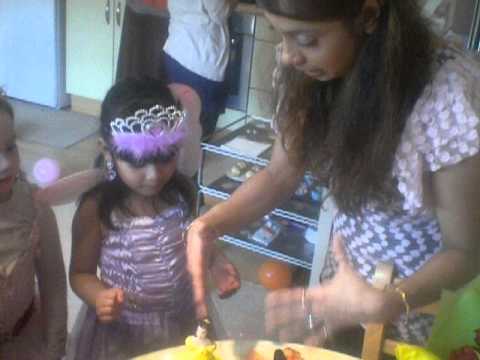 Samhita Das 5th Birthday Cake Cutting