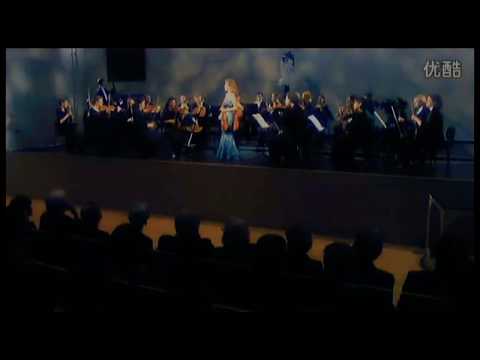 Mozart. Concierto para violín No. 3 en sol mayor , K. 216**Anne-Sophie Mutter.