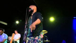 Louis York - Clair Huxtable (live)