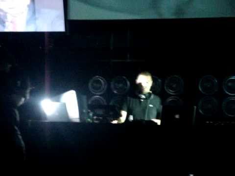 Speedy J @ Forum Medellin 11/09/2010 pt. 1