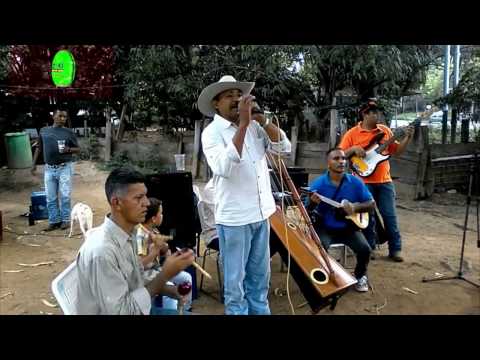 RAFAEL GARRIDO LLANERO NACE DE PIE